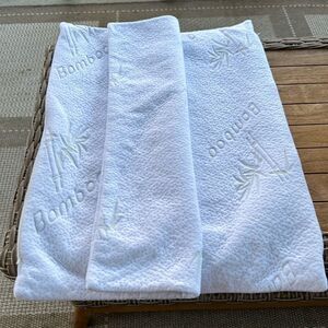 Plush Deluxe Bamboo Pillow Protectors (2)